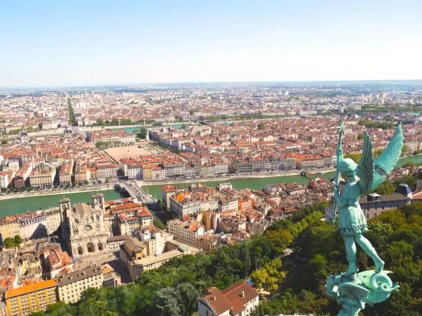 Lyon